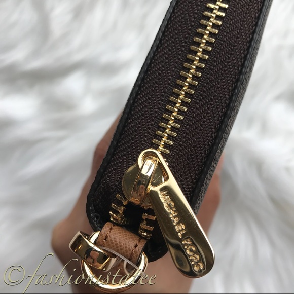 NWT Michael Kors Brown Large phone case wallet - Picture 7 of 8